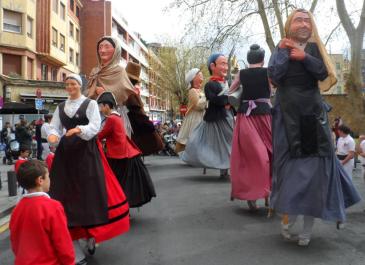 Deustuko jaietan dantzan